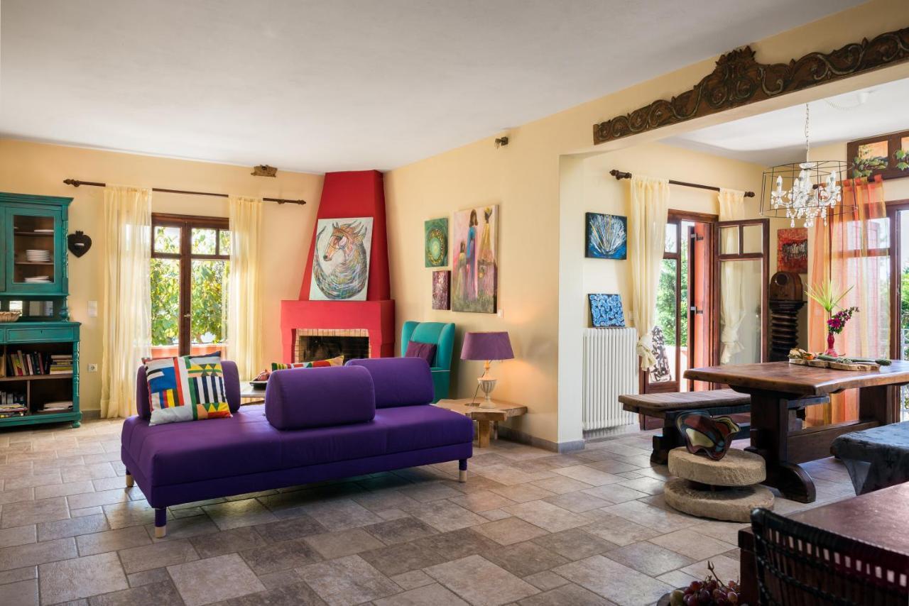 Beachfront Villa Meliti Ágios Matthaíos 外观 照片