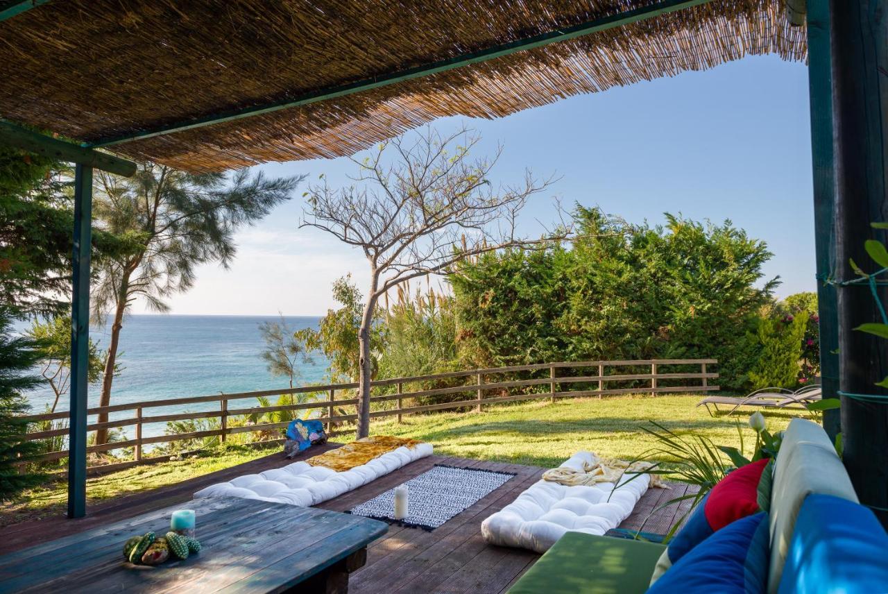 Beachfront Villa Meliti Ágios Matthaíos 外观 照片