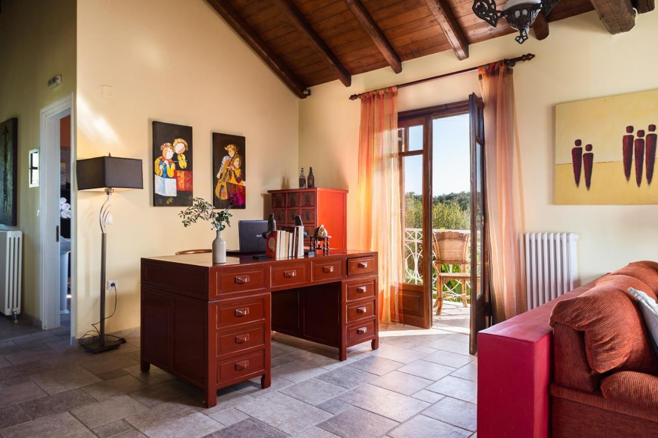 Beachfront Villa Meliti Ágios Matthaíos 外观 照片